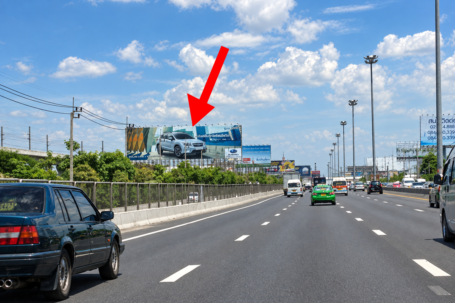 ป้ายโฆษณาเลยแยกวงแหวน กม.4 (F)ขาเข้า รูปที่ 3